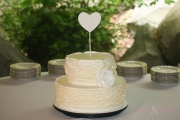buttercream-ruffles-heart-topper-wedding-cake